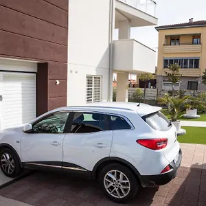 Maisonette Park Modena